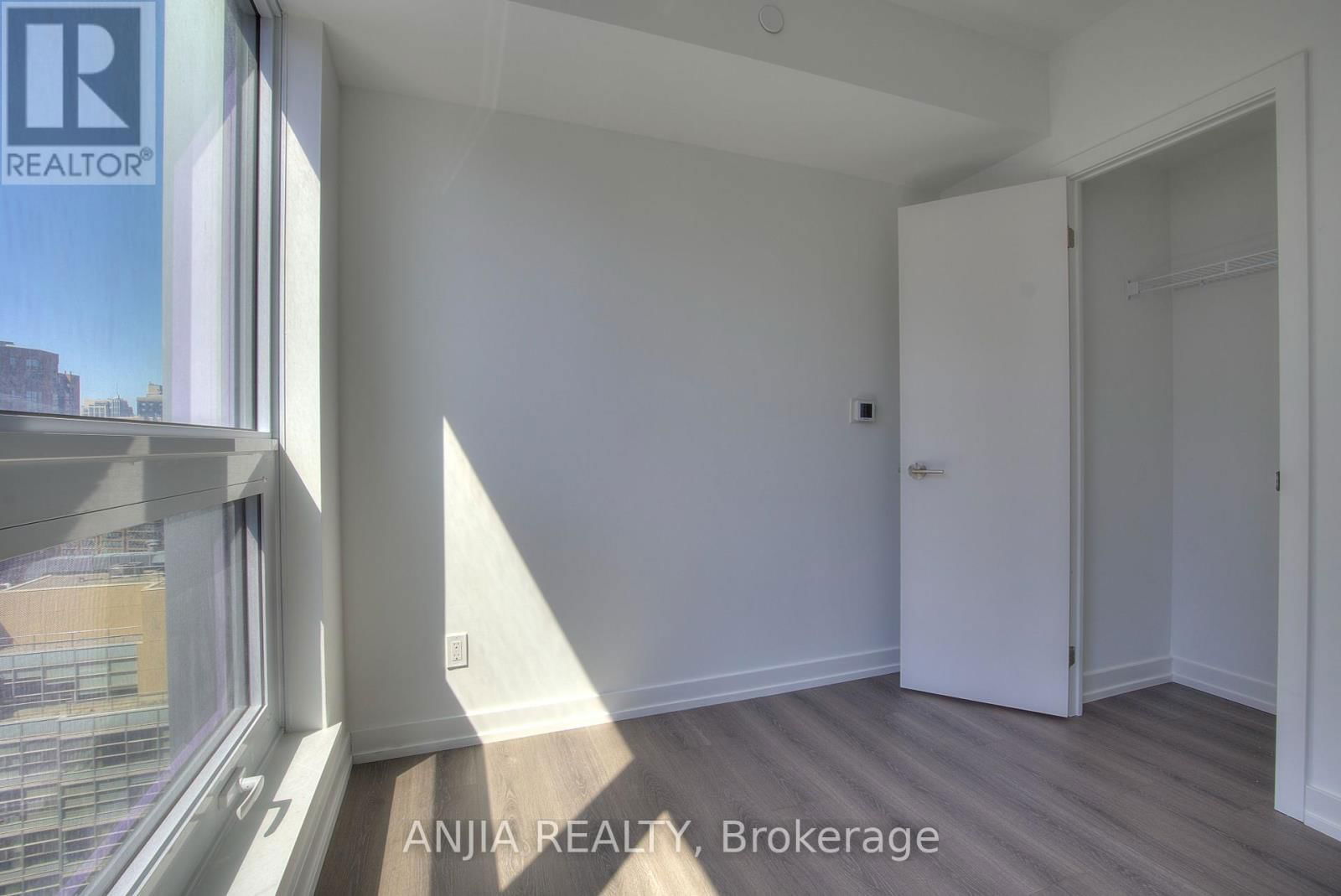 2503 - 8 WELLESLEY STREET WEST Image 6