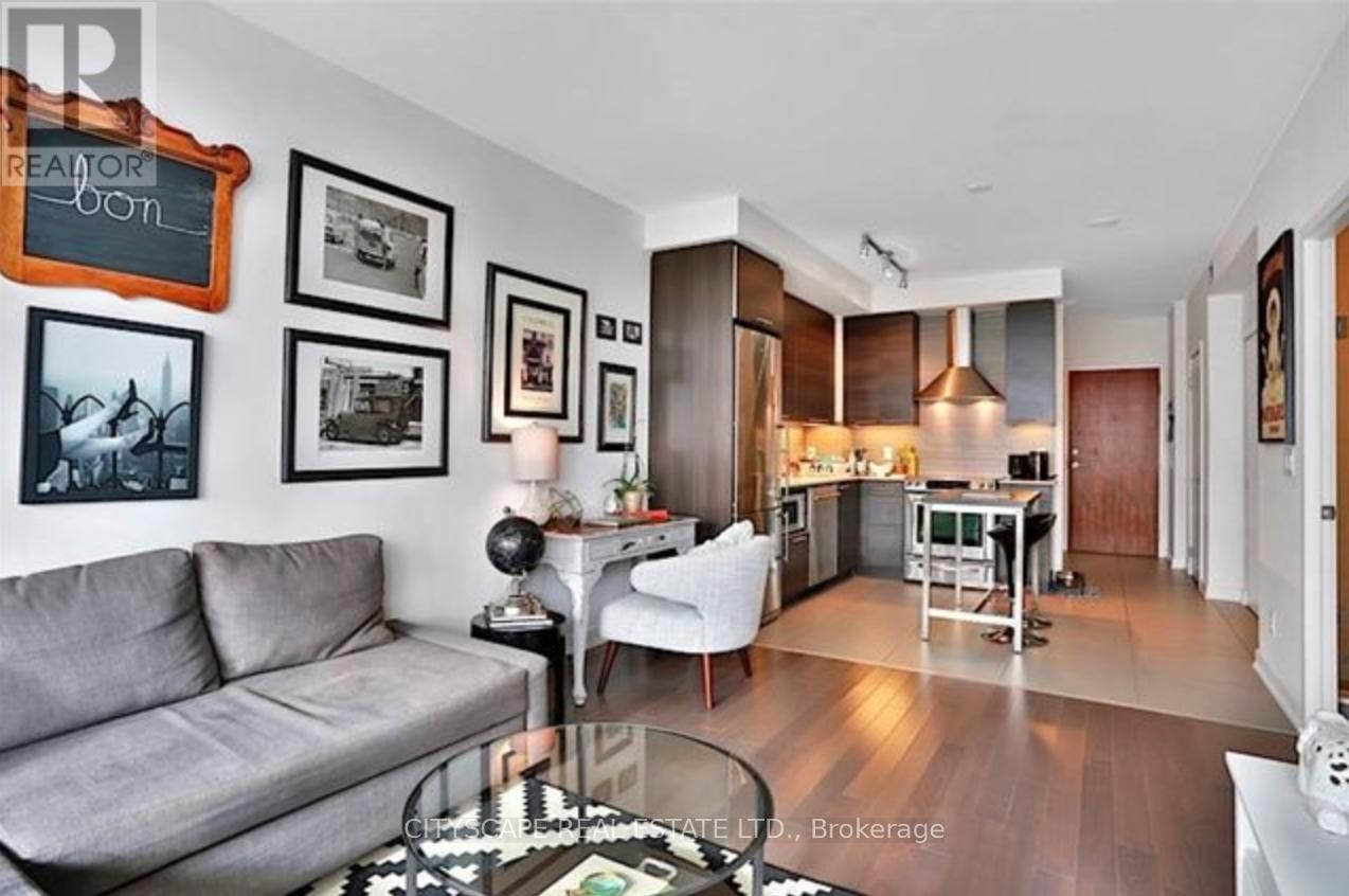 2112 - 1 MARKET STREET Image 13