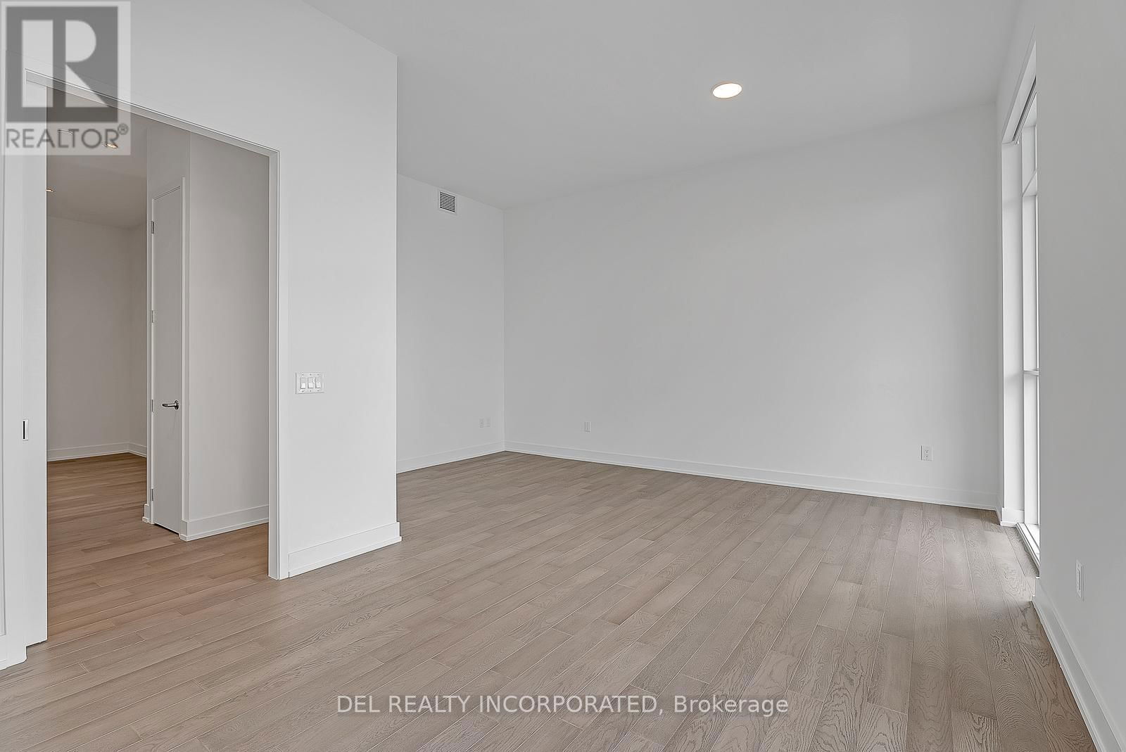 4402 - 15 LOWER JARVIS STREET Image 18