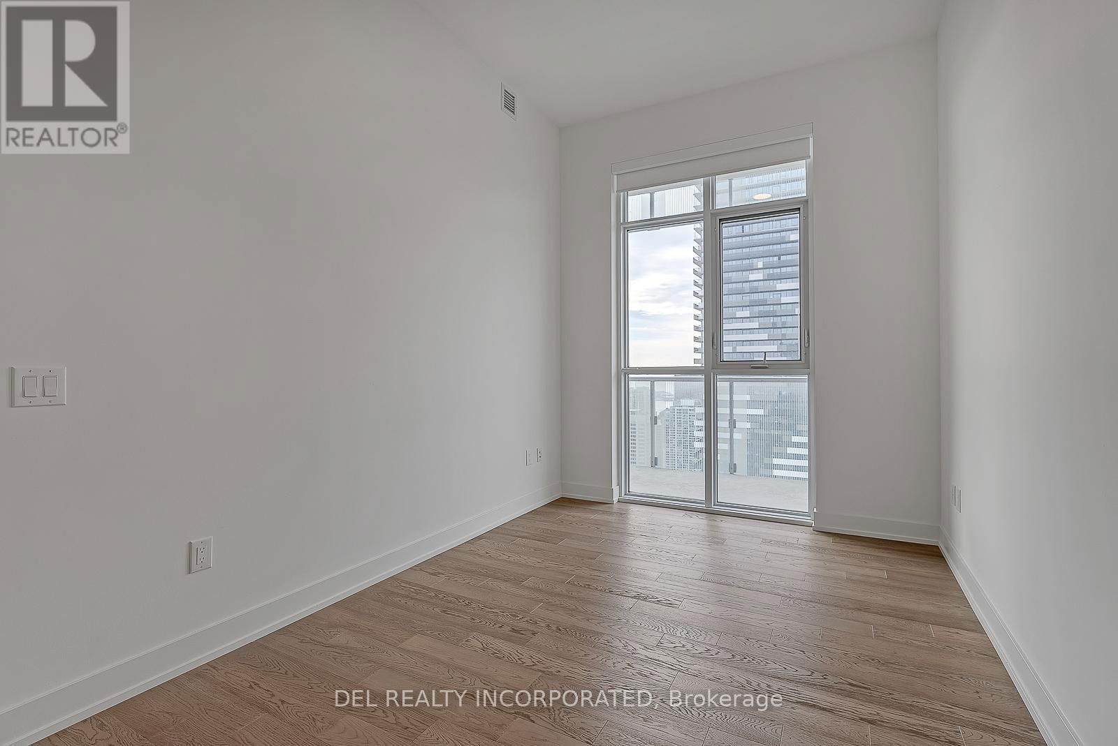 4402 - 15 LOWER JARVIS STREET Image 27