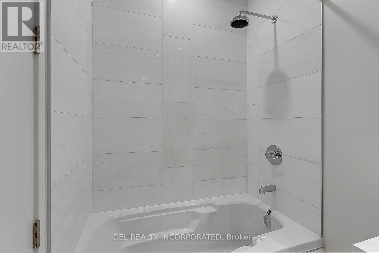 4402 - 15 LOWER JARVIS STREET Image 34