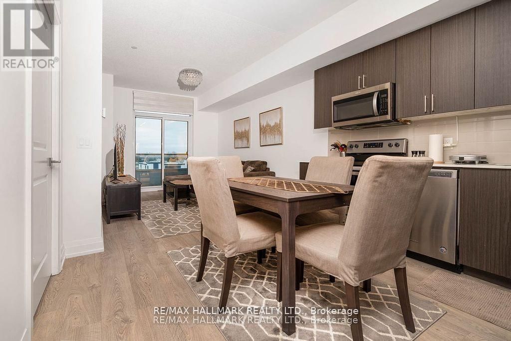 720 - 591 SHEPPARD AVENUE EAST Image 6