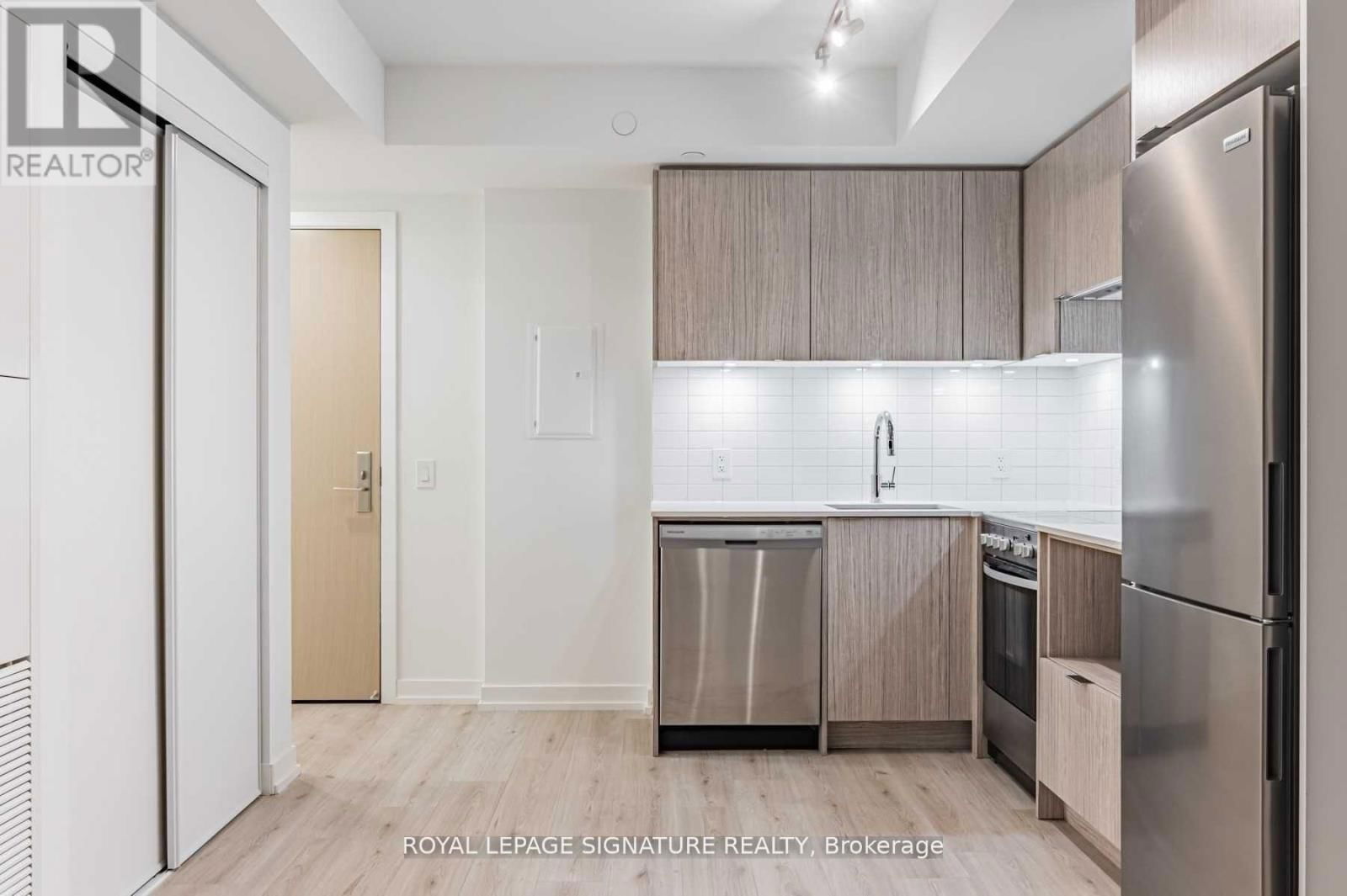 2103 - 395 BLOOR STREET EAST Image 4