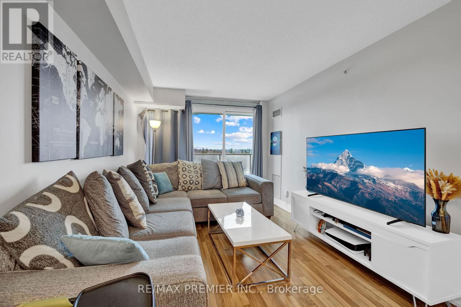 513 - 555 WILSON AVENUE Image 1