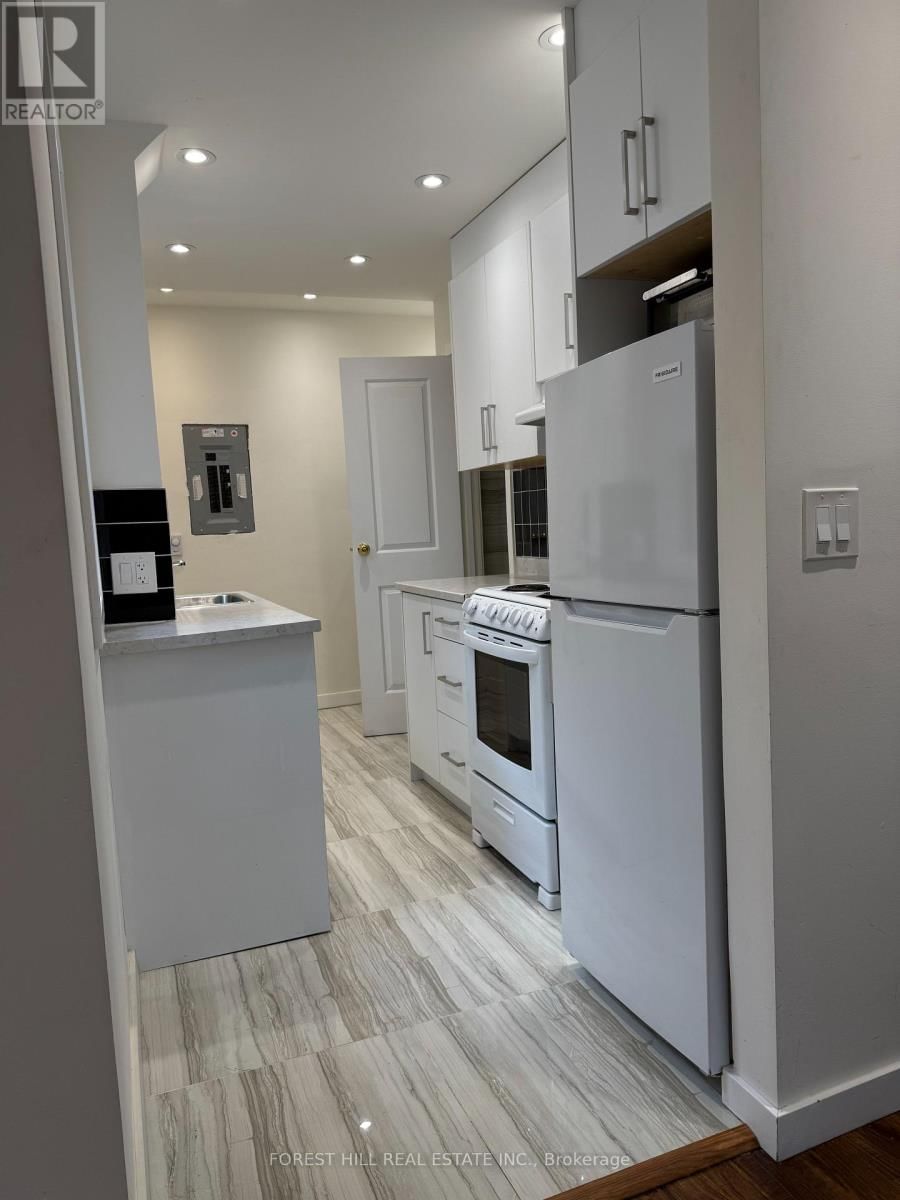 1 - 378 BLOOR STREET WEST Image 4