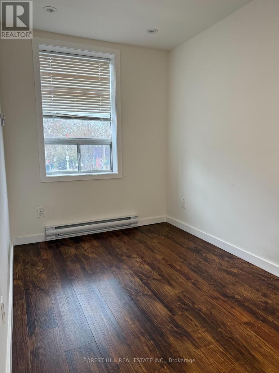 1 - 378 BLOOR STREET WEST Image 5