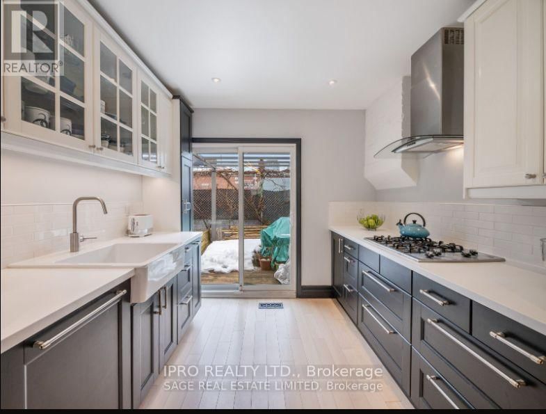 4 PERCY STREET Image 6
