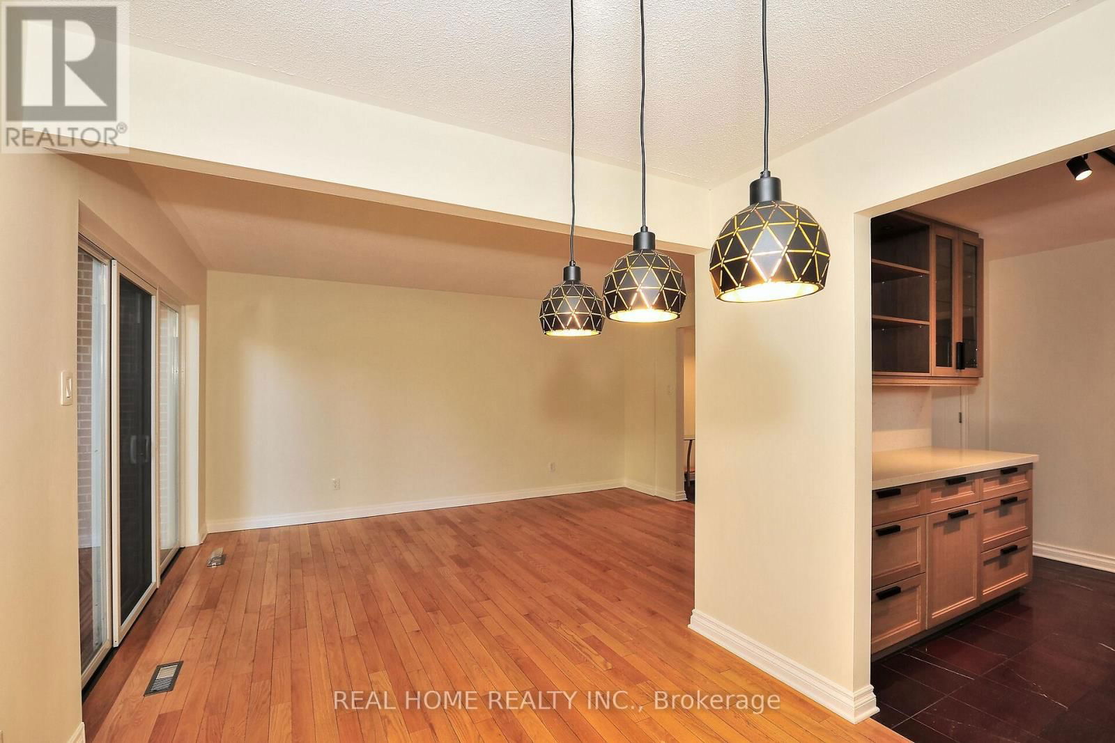 244 - 10 FARINA MILL WAY Image 12