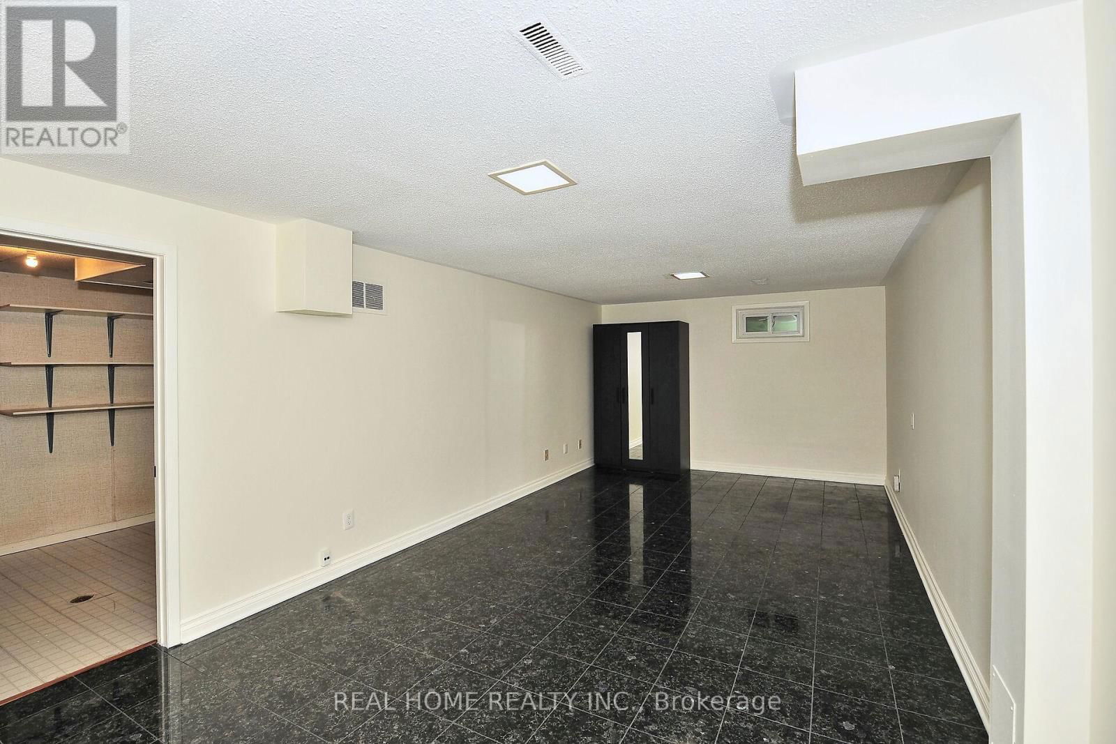244 - 10 FARINA MILL WAY Image 33
