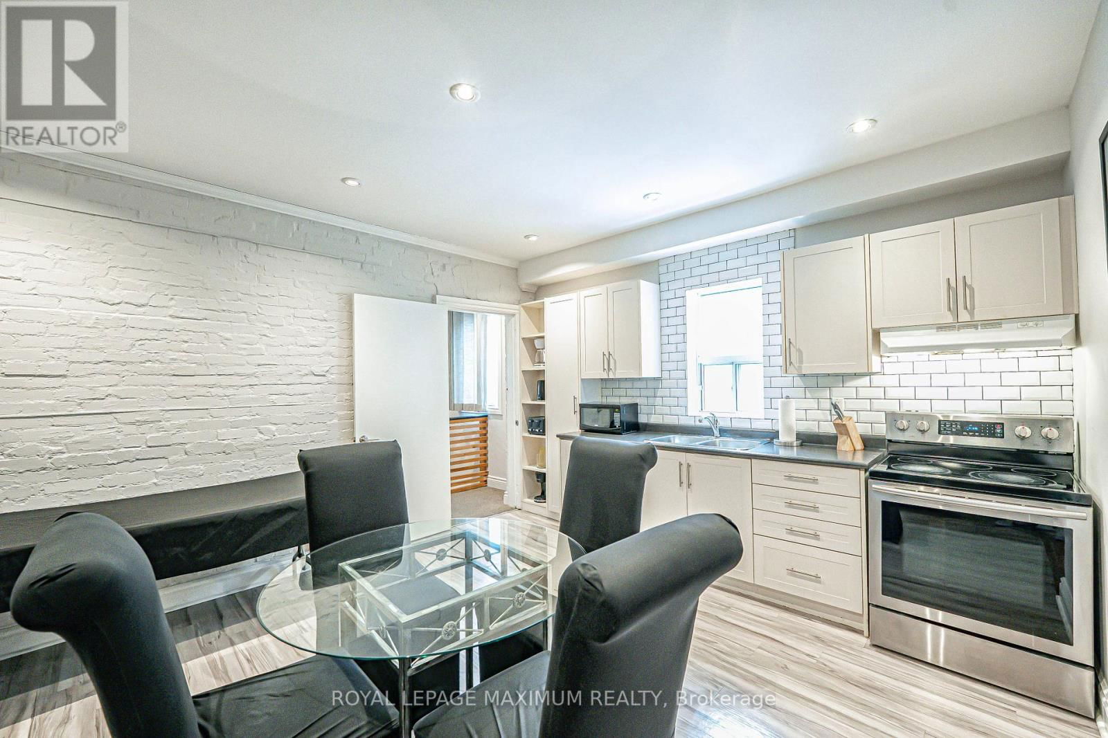 Unit 1 - 263 BROCK AVENUE Image 14