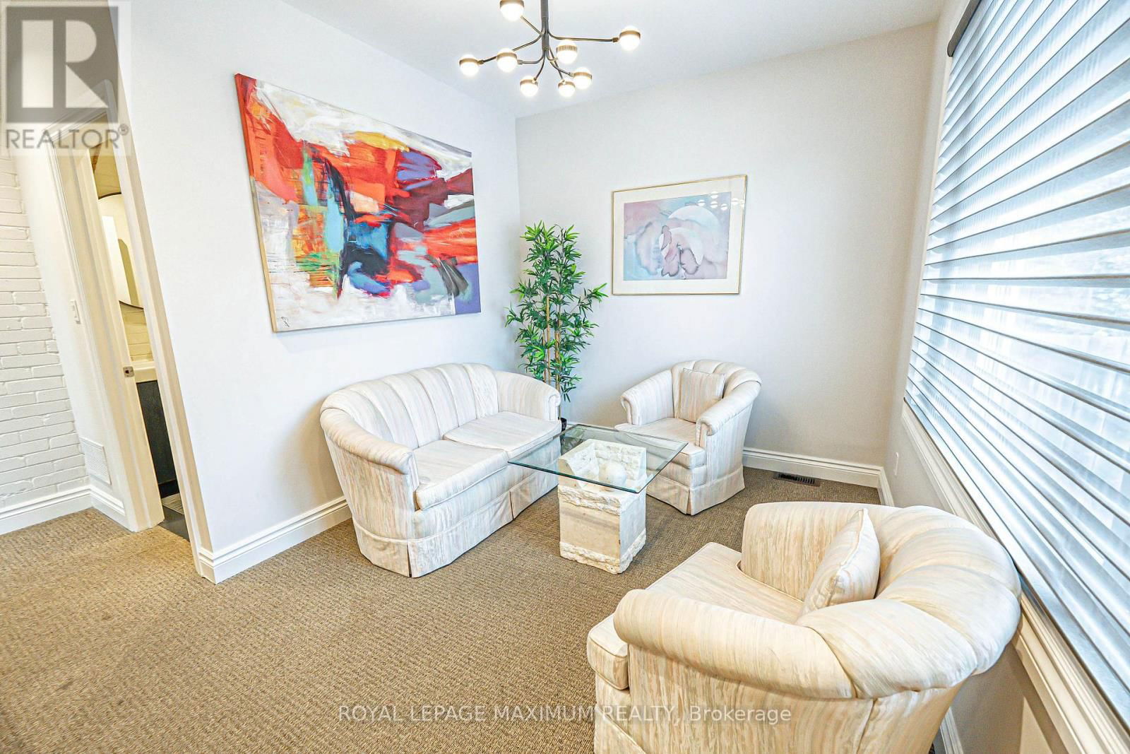 Unit 1 - 263 BROCK AVENUE Image 20