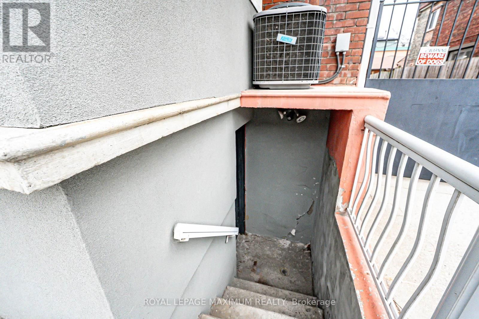 Unit 1 - 263 BROCK AVENUE Image 37