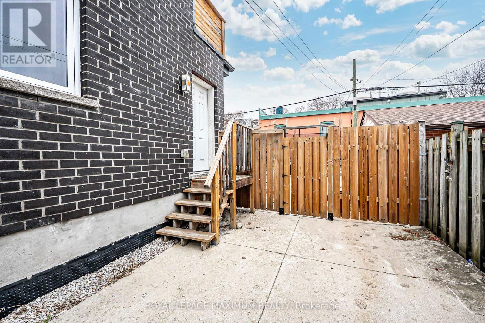 Unit 1 - 263 BROCK AVENUE Image 38