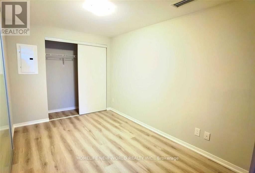 803 - 68 ABELL STREET Image 4