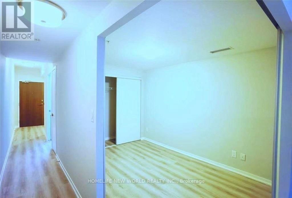 803 - 68 ABELL STREET Image 5