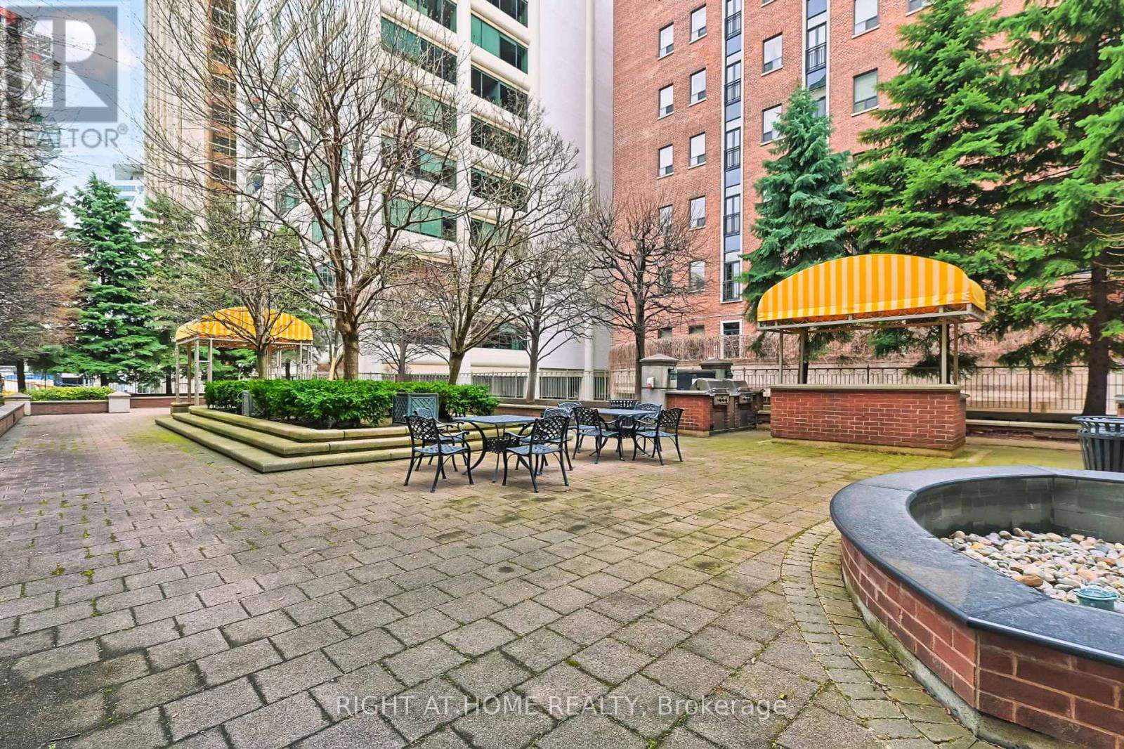 209 - 33 DELISLE AVENUE Image 31