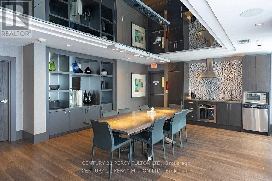 1507Den - 297 COLLEGE STREET Image 17