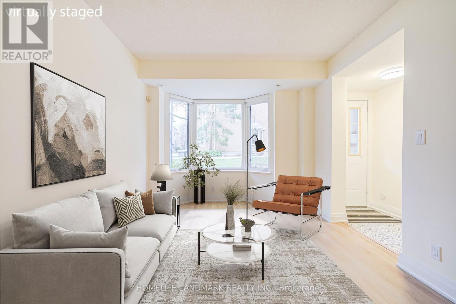 1215 - 28 SOMMERSET WAY Image 6