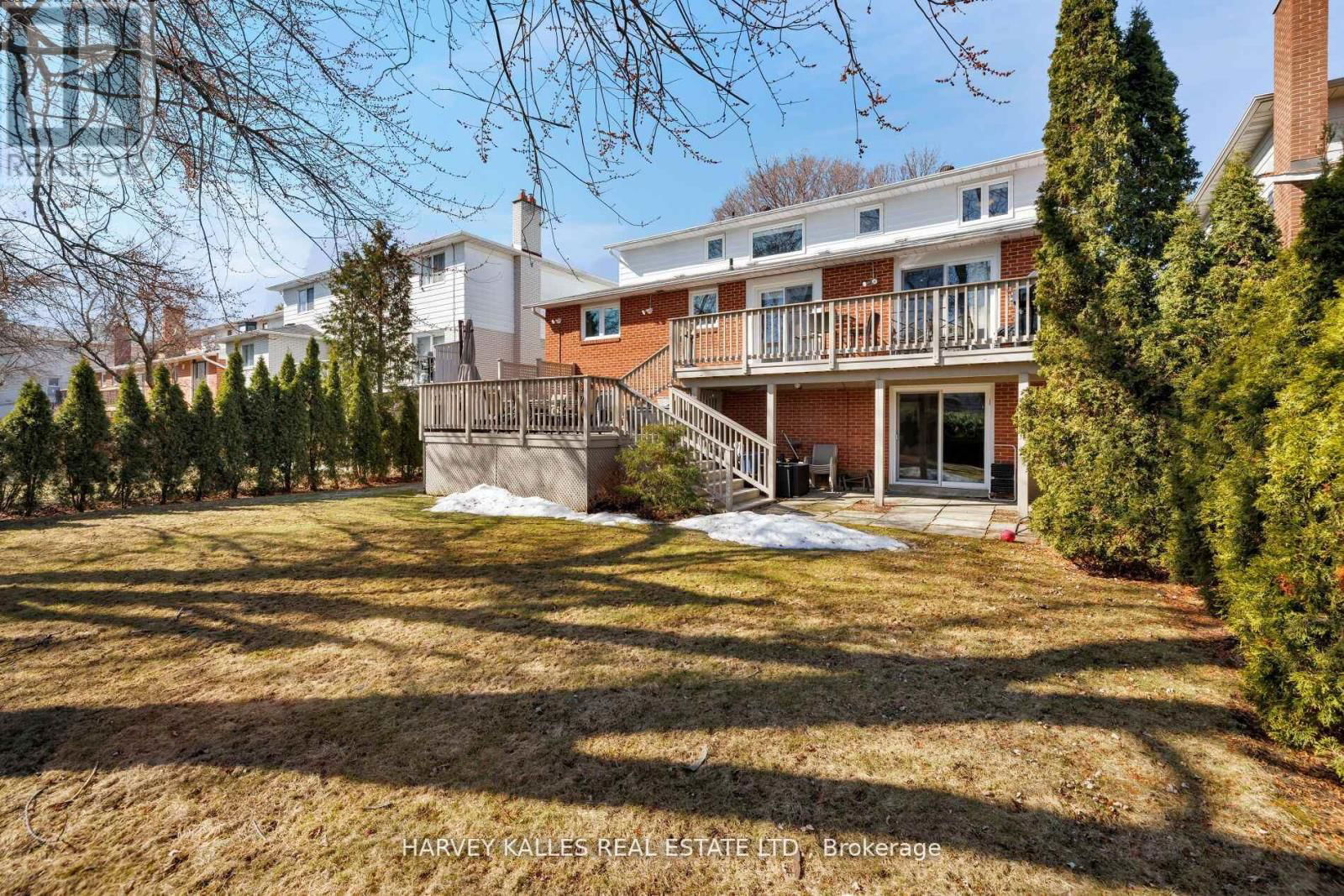 124 ABBEYWOOD TRAIL Image 18