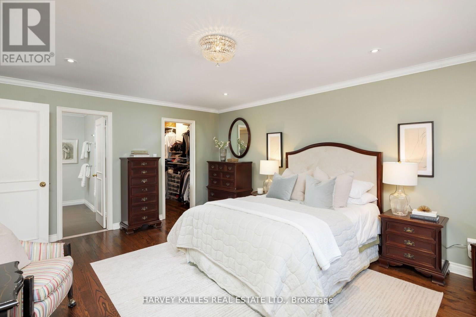 124 ABBEYWOOD TRAIL Image 23