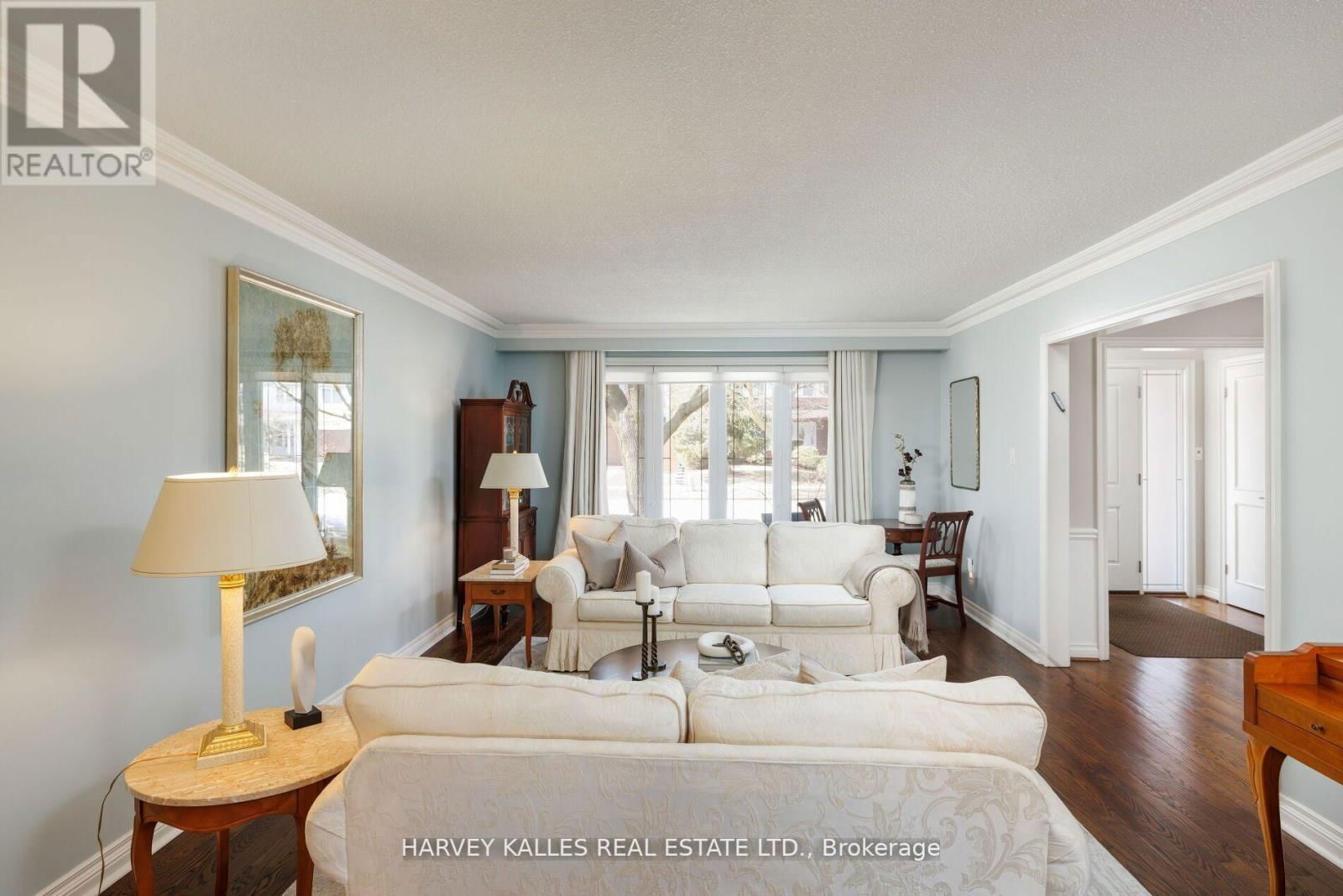 124 ABBEYWOOD TRAIL Image 5