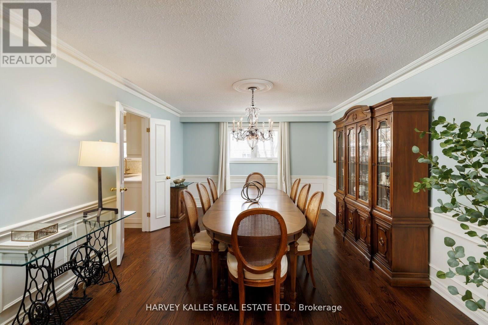 124 ABBEYWOOD TRAIL Image 6