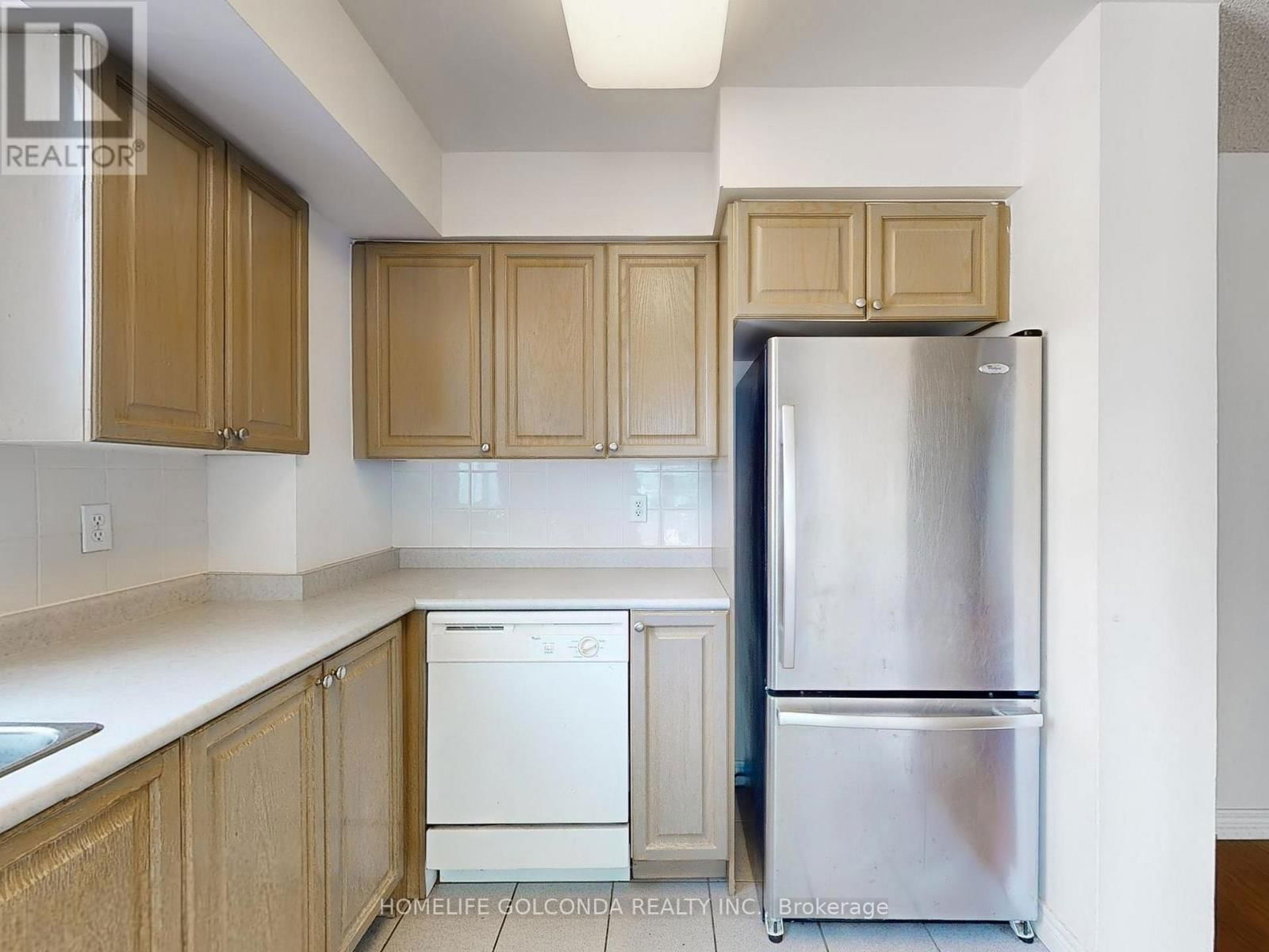 603 - 28 EMPRESS AVENUE Image 15