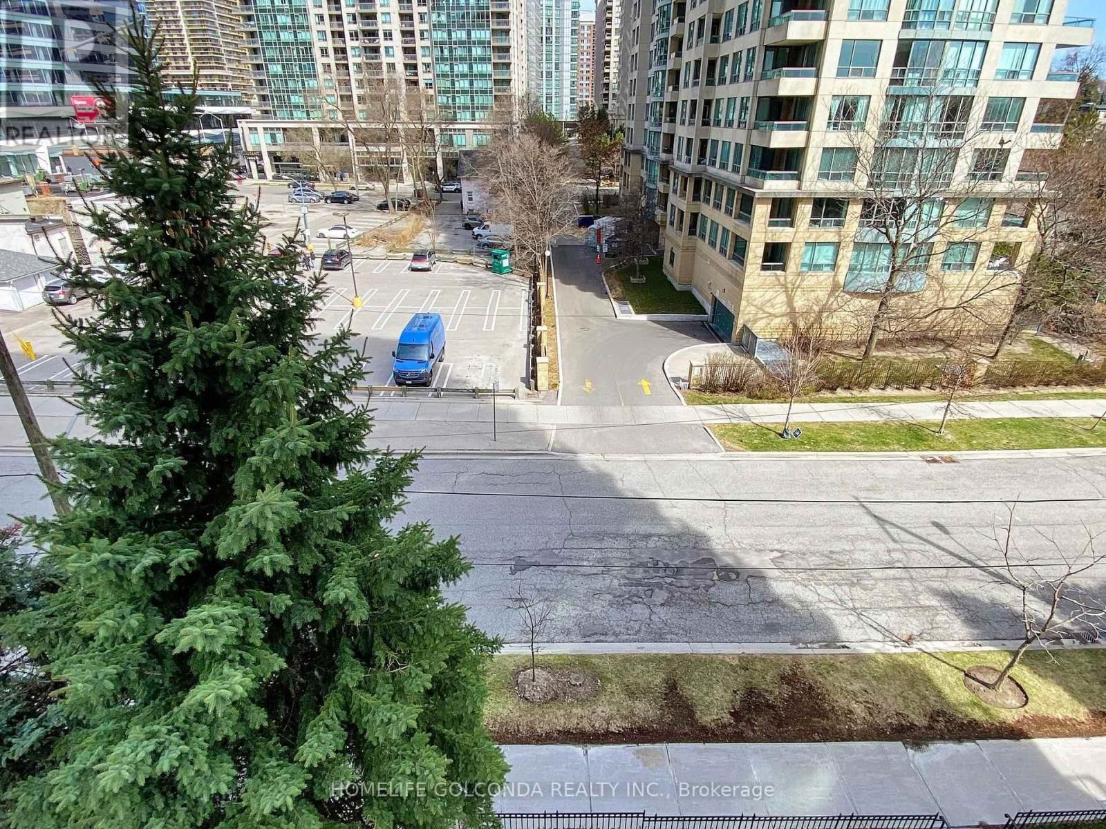 603 - 28 EMPRESS AVENUE Image 32