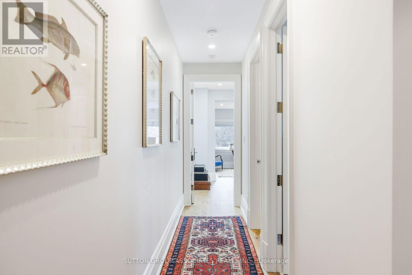 38 HOWLAND AVENUE Image 13
