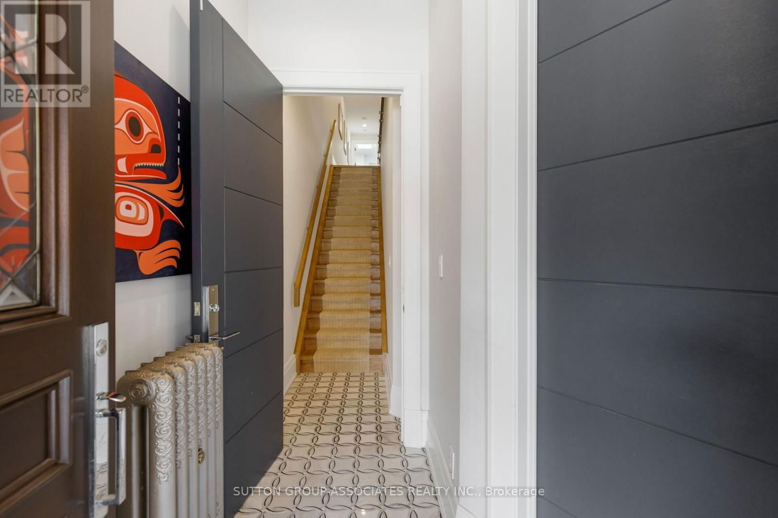 38 HOWLAND AVENUE Image 3