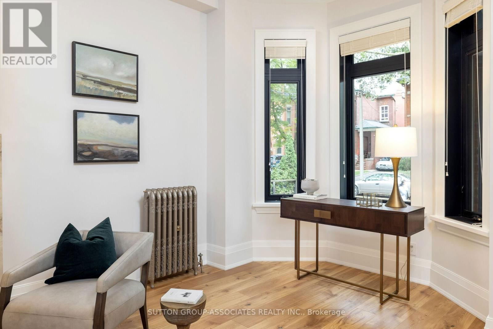 38 HOWLAND AVENUE Image 32