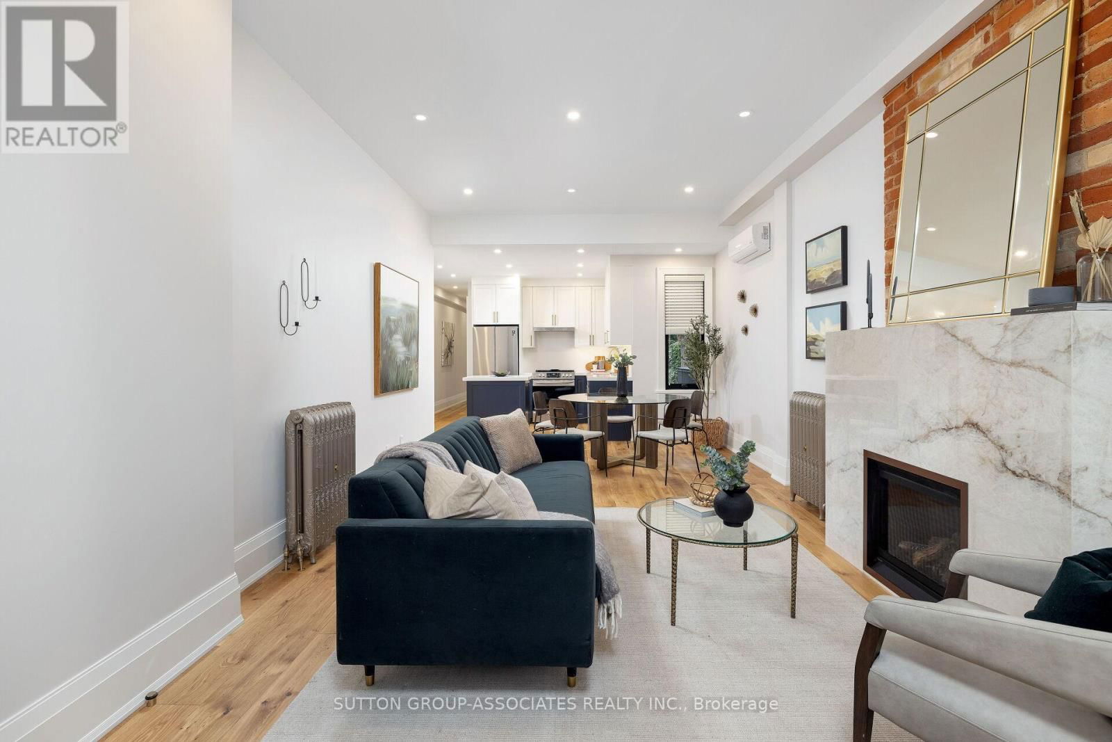 38 HOWLAND AVENUE Image 34