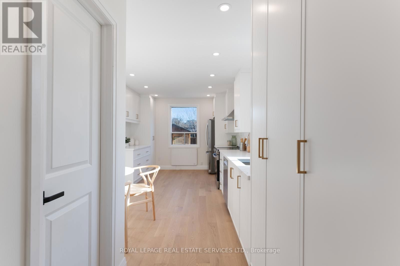 63 ROBINSON STREET Image 15