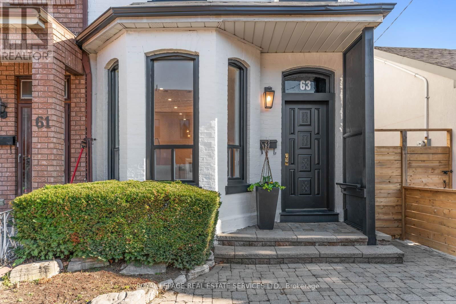 63 ROBINSON STREET Image 3