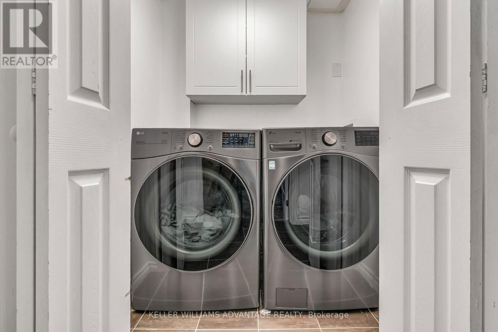 67 - 6 ESTERBROOKE AVENUE Image 33