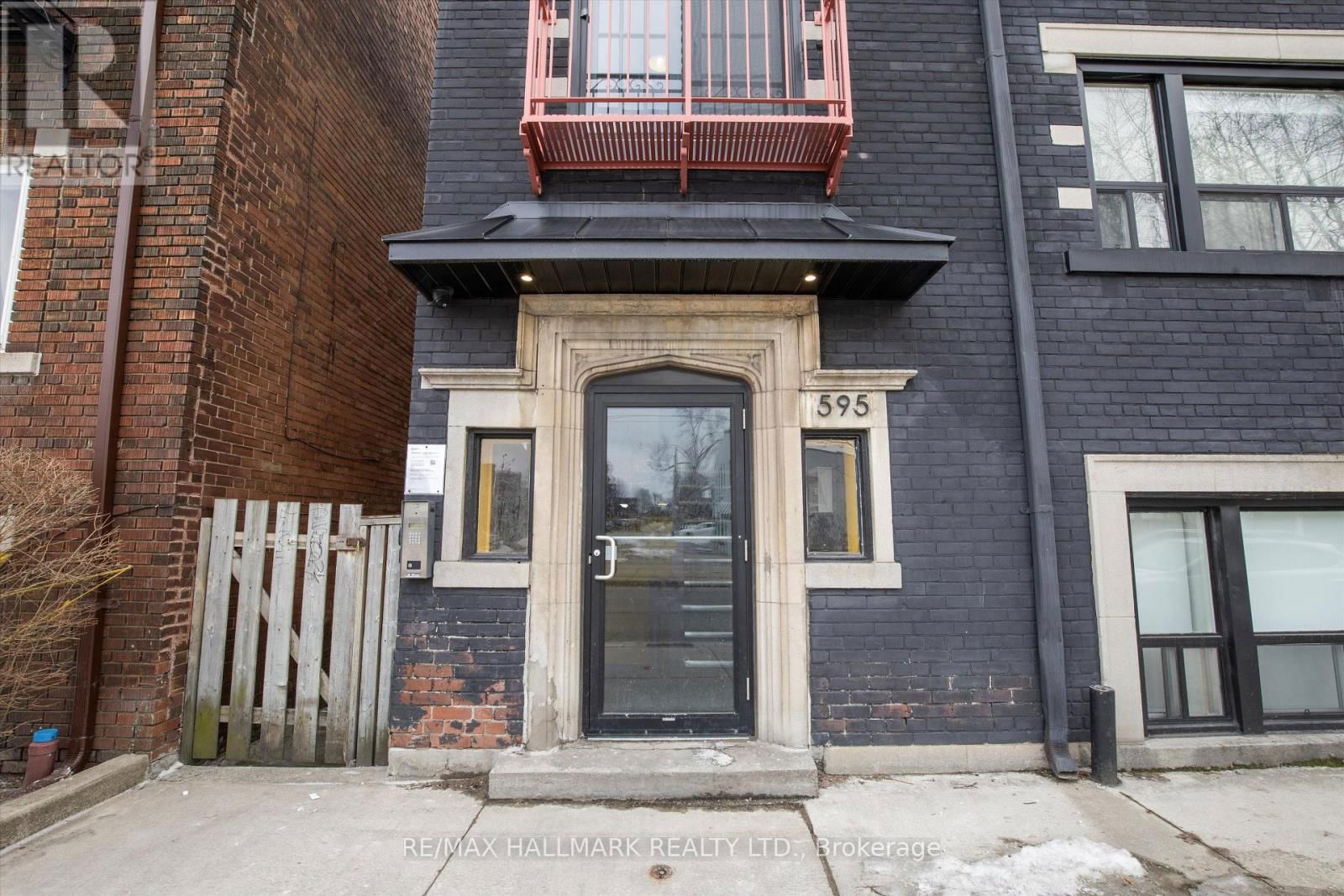 10 - 595 ST CLAIR AVENUE WEST Image 24
