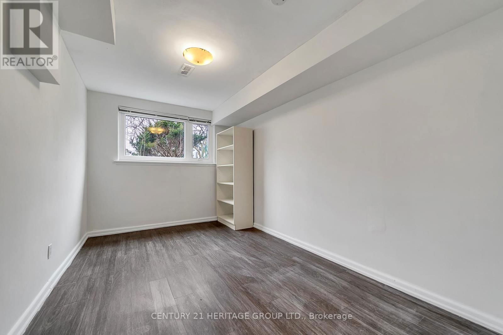 31 LARABEE CRESCENT Image 8