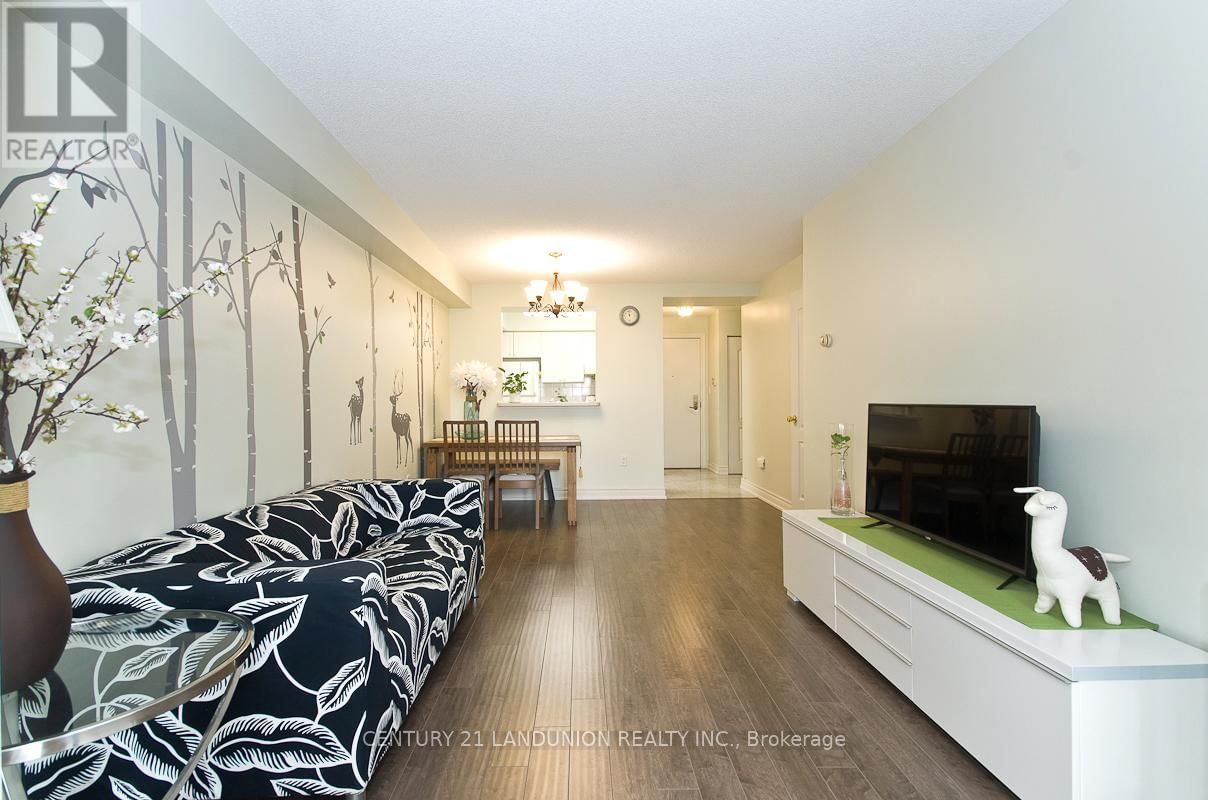 609 - 88 GRANDVIEW WAY Image 8