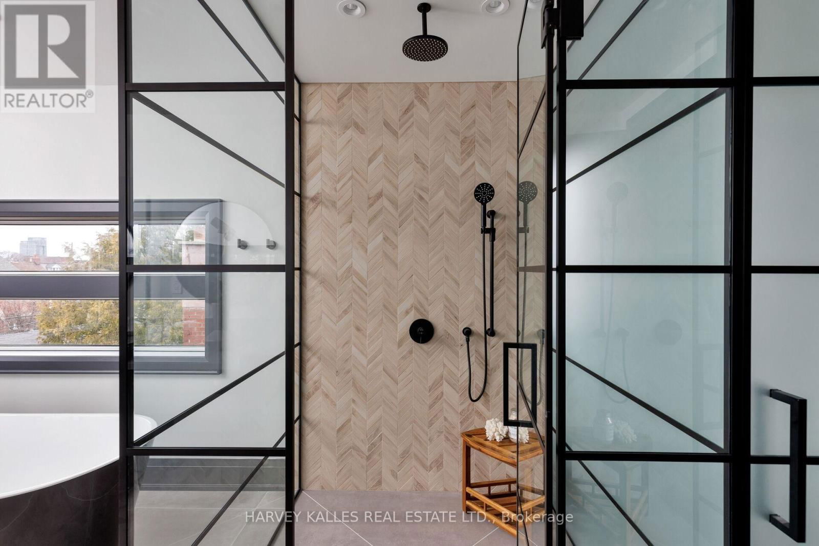 498 ROXTON ROAD Image 33