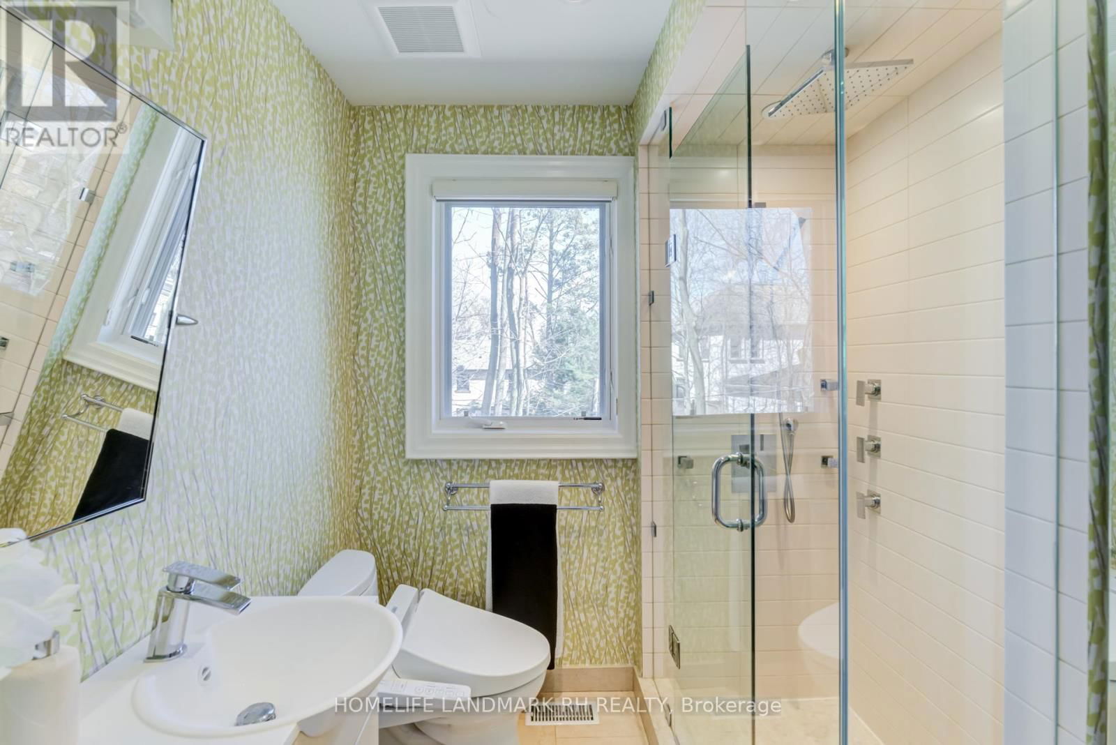 1 RIDGEWOOD ROAD Image 30
