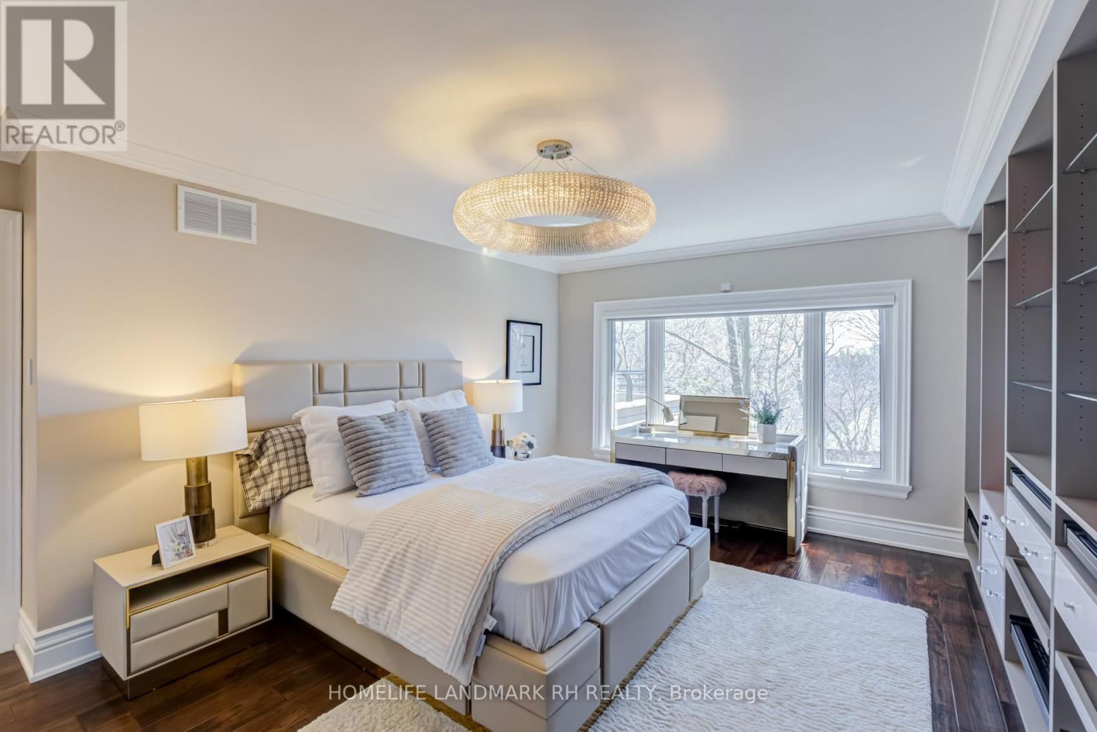 1 RIDGEWOOD ROAD Image 35