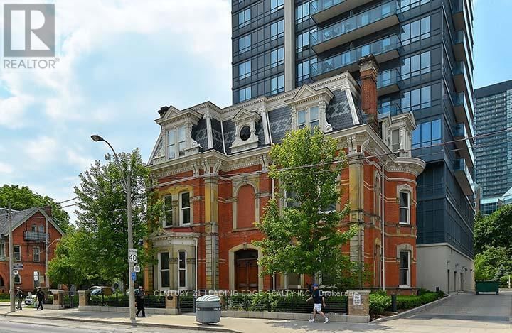 103 - 28 LINDEN STREET Image 28