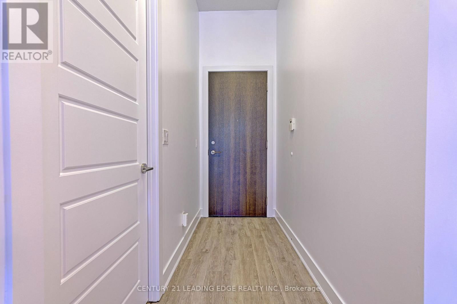 103 - 28 LINDEN STREET Image 39