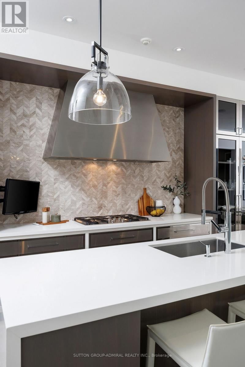 11 THURLOE AVENUE Image 11