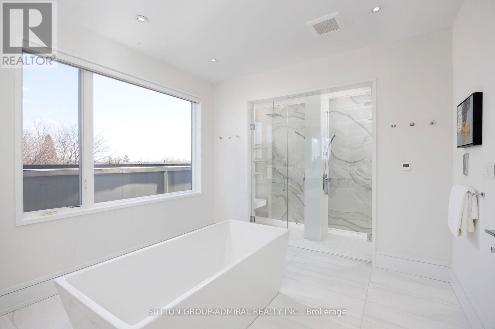 11 THURLOE AVENUE Image 38