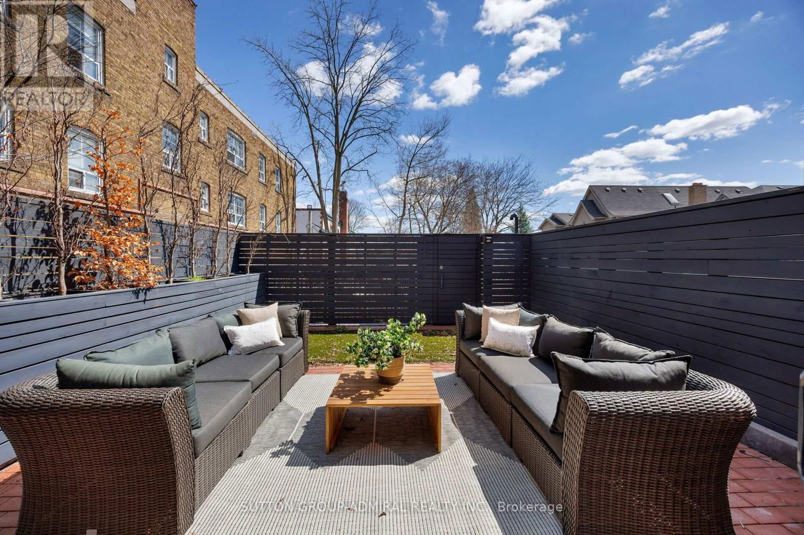 11 THURLOE AVENUE Image 46