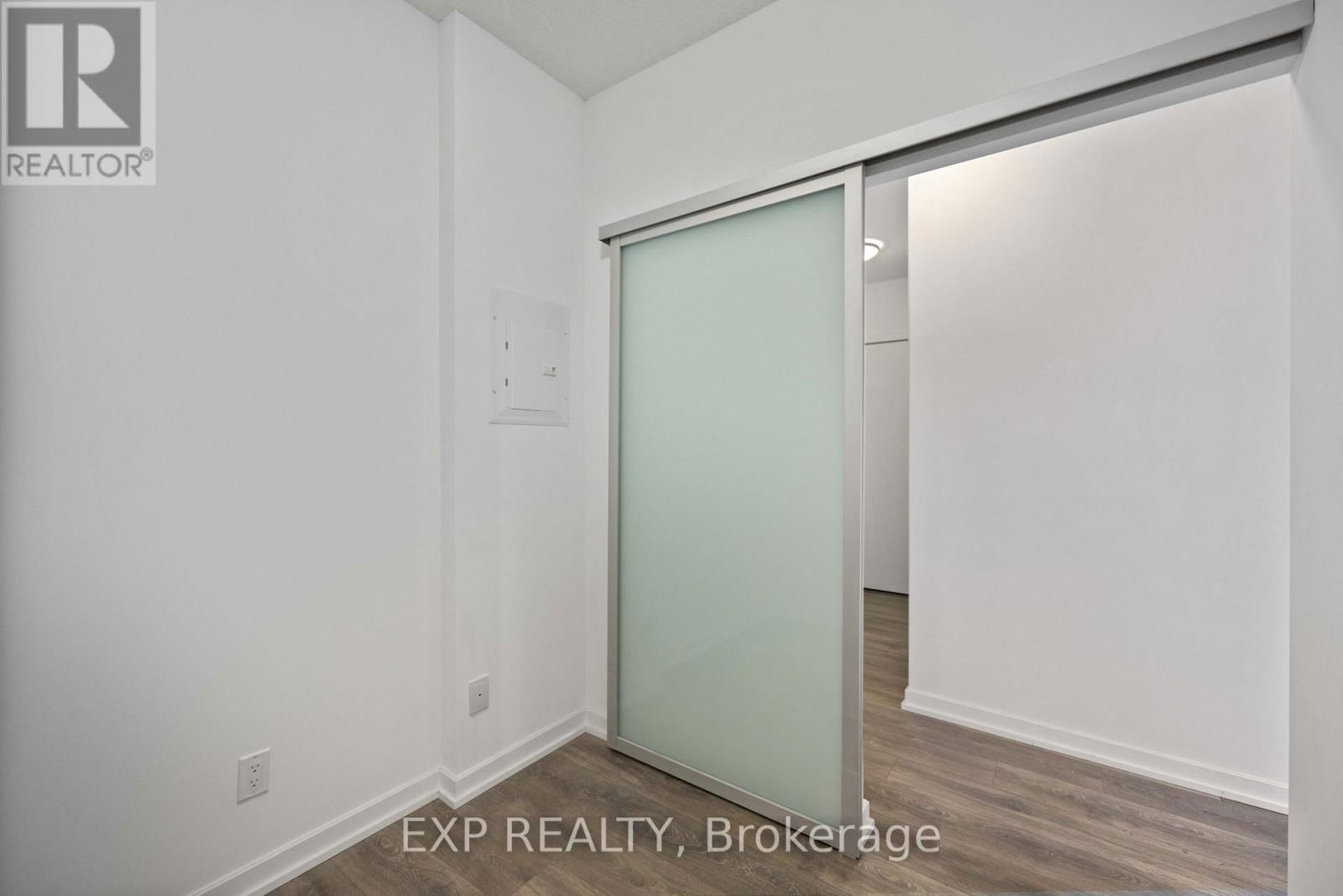 3011 - 56 FOREST MANOR ROAD Image 10