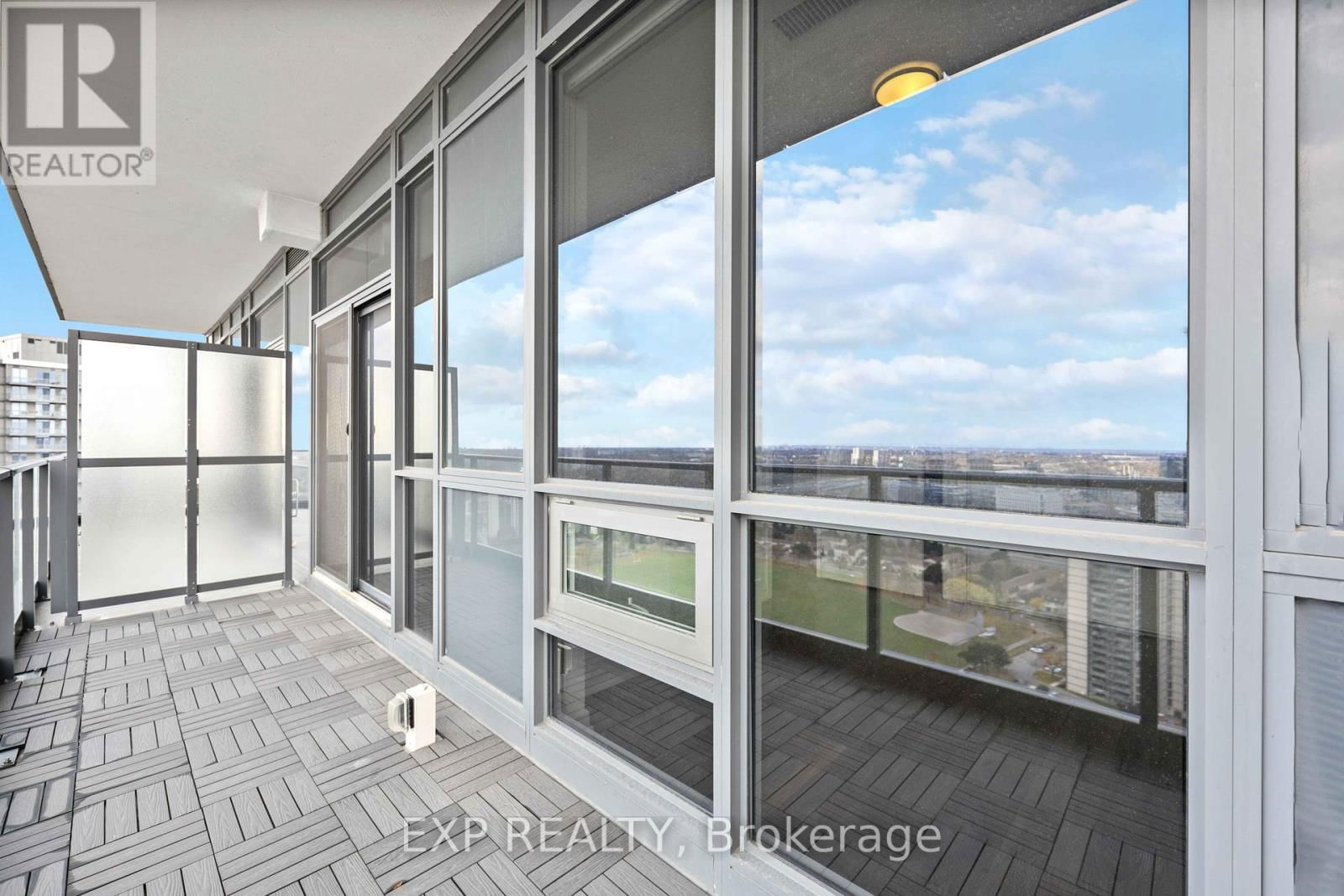 3011 - 56 FOREST MANOR ROAD Image 26