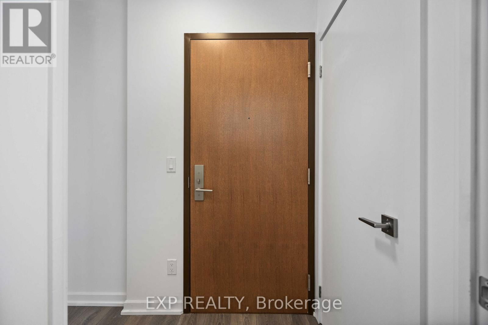 3011 - 56 FOREST MANOR ROAD Image 5