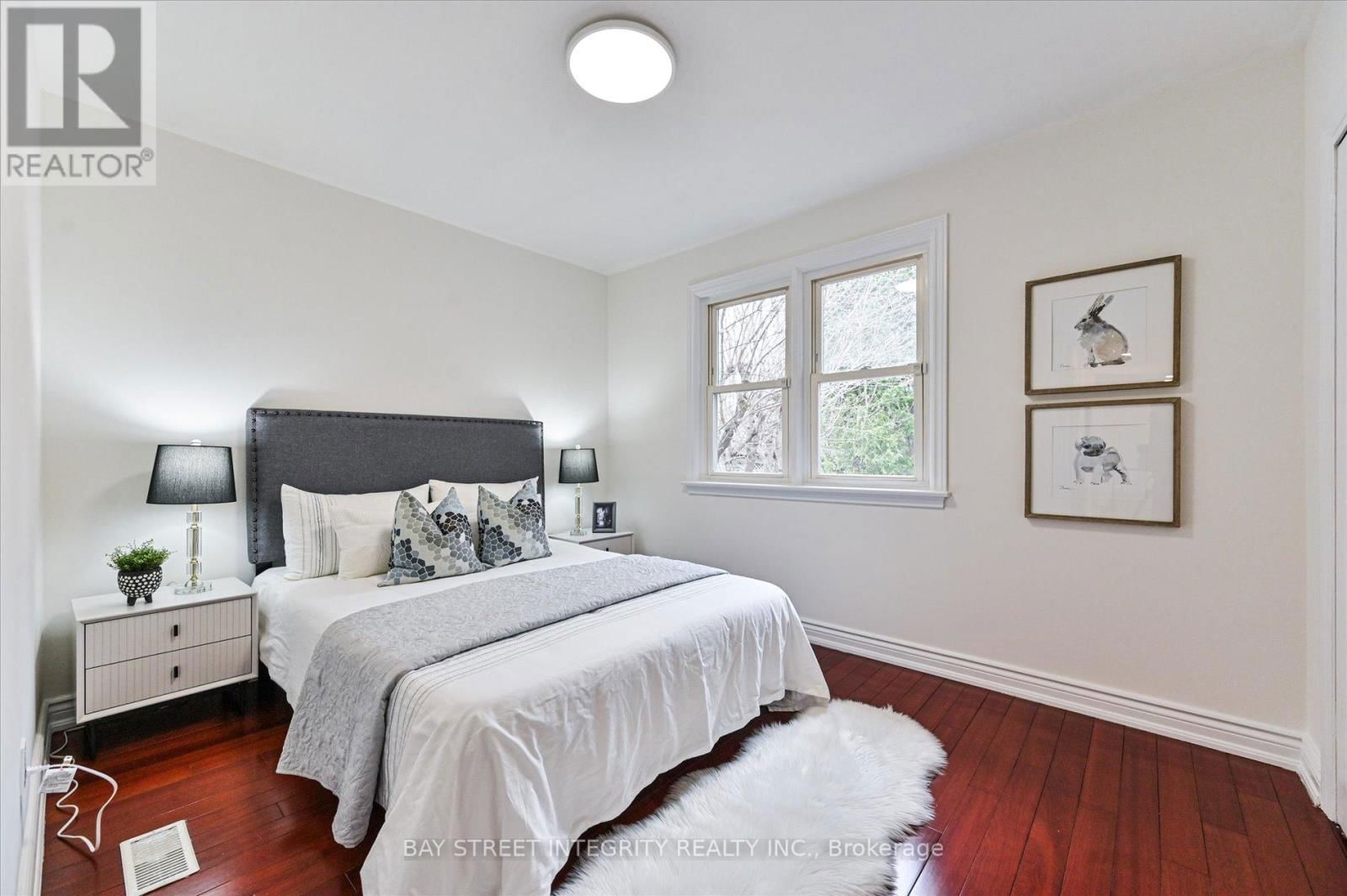 435 CUMMER AVENUE Image 21